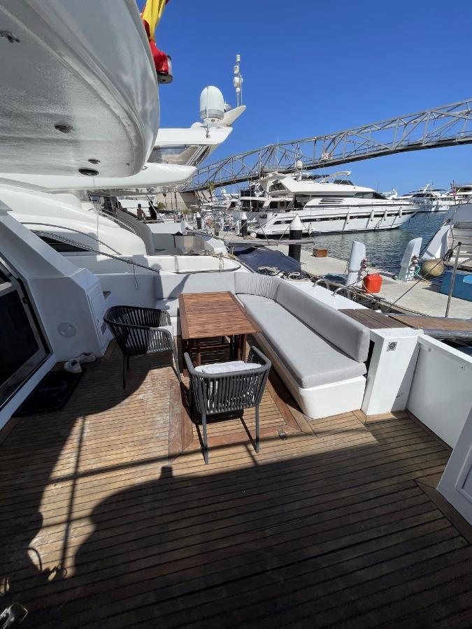 Hotel Yacht Sotavento Sant Adrià de Besòs Exterior foto